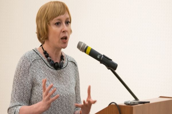 Ce jocuri face Emilia Șercan? Încă o încercare de intimidare a presei libere