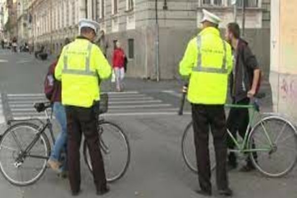 29 de bicicliști și cinci pietoni, sancționați de polițiștii bihoreni în ultimele 24 de ore