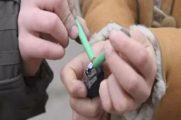 Pericolul petardelor - avertismentul unui medic oftalmolog: Toată noaptea de Anul Nou i-am cusut ochii, nu am mai putut salva nimic