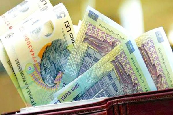 Ordonanţa trenuleţ va fi modificată: Pensiile militarilor, indexate suplimentar cu 7,4%