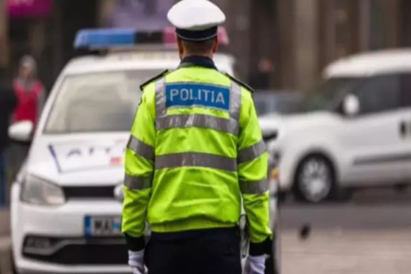 Opt șoferi lăsați fără permis de polițiștii bihoreni! Au fost aplicate peste 150 de amenzi participanților la trafic