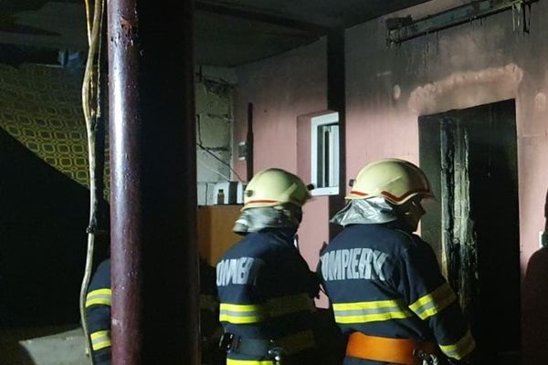 Gospodărie din Ceica, afectată de un incendiu