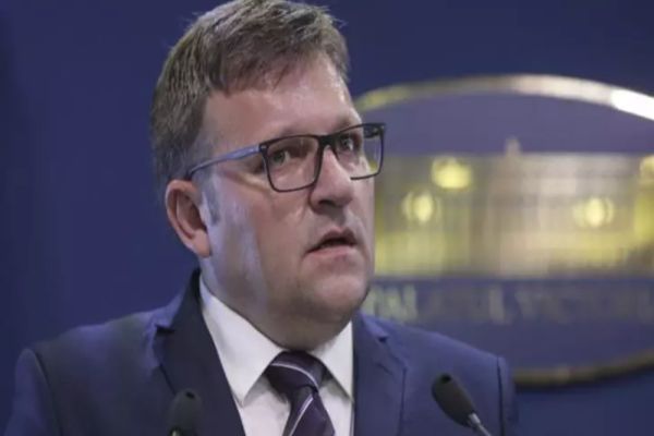 Tăieri majore de salarii și concedieri. Marius Budăi neagă scenariul: „Trebuie decizii clare în coaliție”