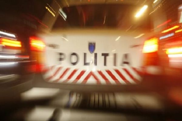 Urmărire în trafic în Sălaj! După ce a fost prins de poliţişti, şoferul din Bihor a încercat să îi mituiască pe poliţişti