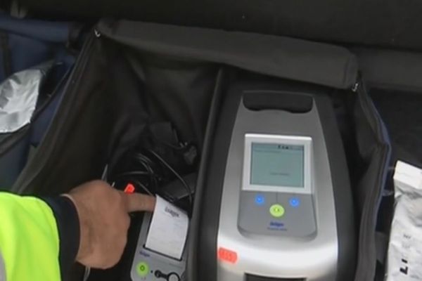 Tânăr de 18 ani prins drogat la volan în Marghita