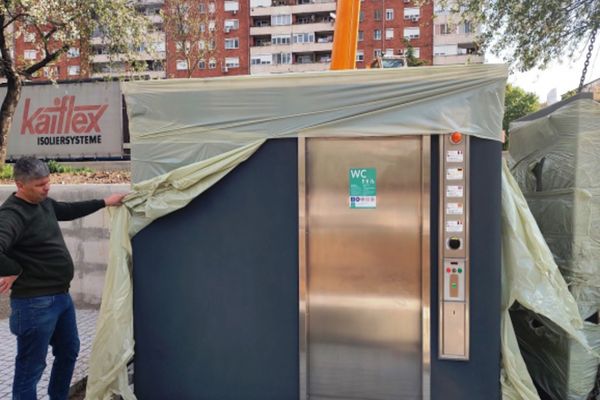 Două toalete smart și antivandalism vor deservi Piața Magnoliei din Oradea