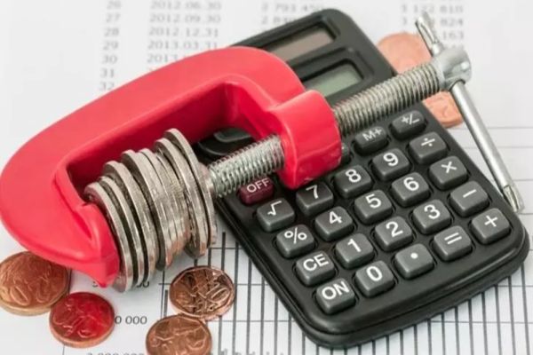 Sedință crucială la BNR. Ce se va întâmpla cu ratele românilor