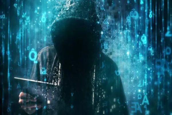 Atenție la SMS-urile și mail-urile pe care le primiți în numele Poștei Române! 