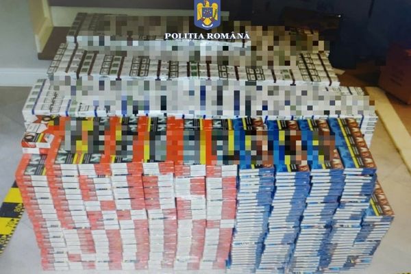Bihorean reținut pentru contrabandă cu țigări! La percheziții, polițiștii au găsit câteva mii de pachete nemarcate