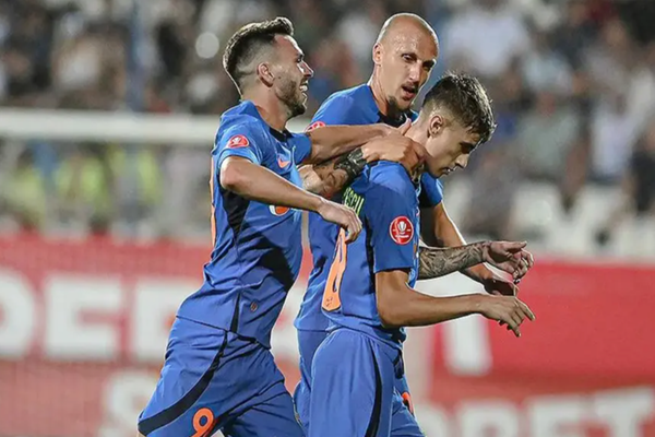 FCSB s-a impus cu emoții la Galați, 2-0 cu Oțelul