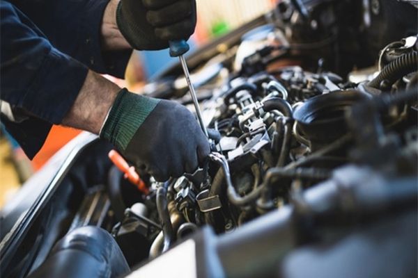 Statistică alarmantă. Aproape jumătate din autoturismele care circulă în România au nereguli tehnice GRAVE