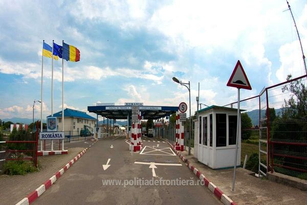 Noutate: minorii care au 16 ani pot ieși neînsoțiți din țară