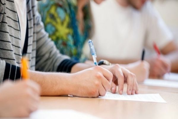 Ministerul Sănătăţii a REDUS punctajul de promovare la rezidențiat. Este nevoie disperată de medici