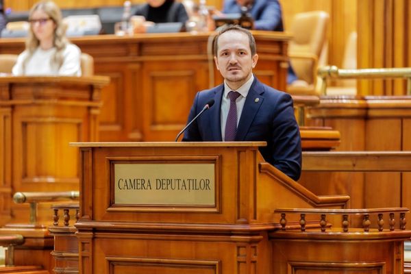 Proiect USR pentru ca cetățenii să fie mai bine informați despre cum gestionează instituțiile publice banii de la buget