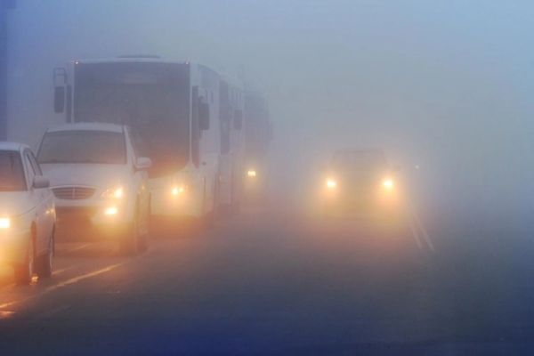 Cod galben de ceață emis de ANM: Vreme mai caldă decât normalul perioadei, ploi în mai multe regiuni