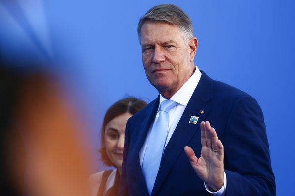 ȘEDINȚĂ CRUCIALĂ PENTRU DEBARCAREA FARAONULUI ILEGITIM. CUM POATE FI GONIT IOHANNIS DE LA COTROCENI?
