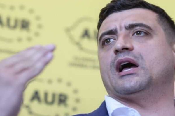 GEORGE SIMION: NU MĂ VOR DOBORÎ, NU MĂ VOR ÎNFRÂNGE, NU O SĂ ÎNGENUNCHEZ ÎN FAŢA NIMĂNUI, DECÂT ÎN FAŢA LUI DUMNEZEU