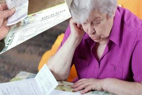 PENSIILE PLĂTITE CASH VOR AJUNGE CU ÎNTÂRZIERE ÎN NOIEMBRIE. CNPP A CONFIRMAT