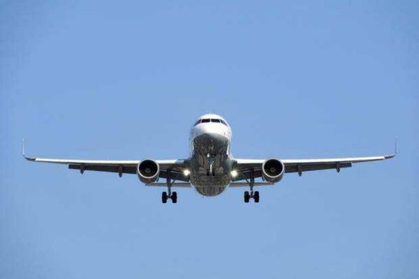 PRIMUL AEROPORT REGIONAL DIN ȚARĂ COMPLET ECHIPAT PENTRU ATERIZĂRI SIGURE PE TIMP DE CEAȚĂ