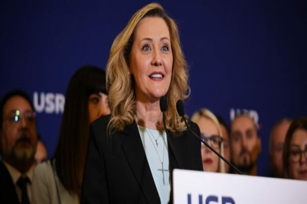 OFICIAL: ELENA LASCONI A URCAT PE LOCUL 2, ÎN FAȚA LUI CIOLACU