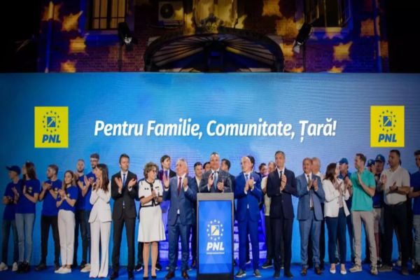 NICOLAE CIUCĂ: SUNTEM SINGURUL PARTID CARE CONTEAZĂ ÎN LUPTA ÎMPOTRIVA PSD ȘI AUR. SONDAJELE ADEVĂRATE SE FAC LA VOT, NU PE HÂRTIE!