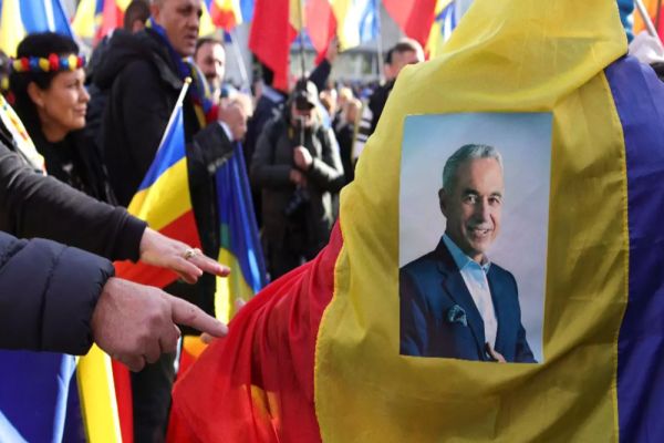Sondajul care dă fiori clasei politice: cum văd românii anularea alegerilor. Candidatura lui Călin Georgescu, încurajată de români în proporție COVÂRȘITOARE