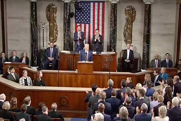 DONALD TRUMP, DISCURS DE 100 DE MINUTE ÎN CONGRESUL AMERICAN