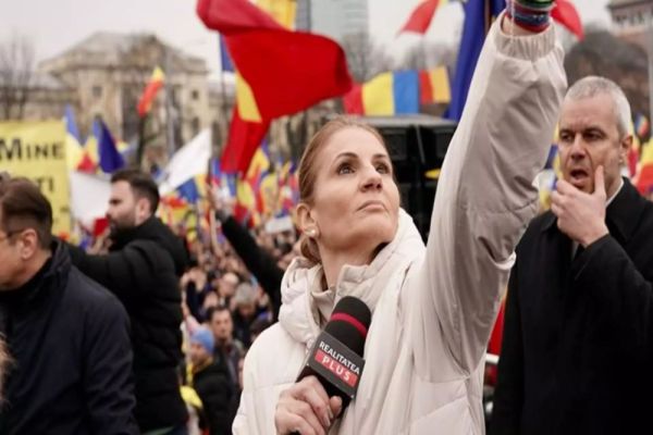 ANCA ALEXANDRESCU, DUPĂ DECIZIA MOMENTULUI ÎN TABĂRA SUVERANIȘTILOR: ”SINGURA VARIANTĂ E TOTUL SANU NIMIC!”
