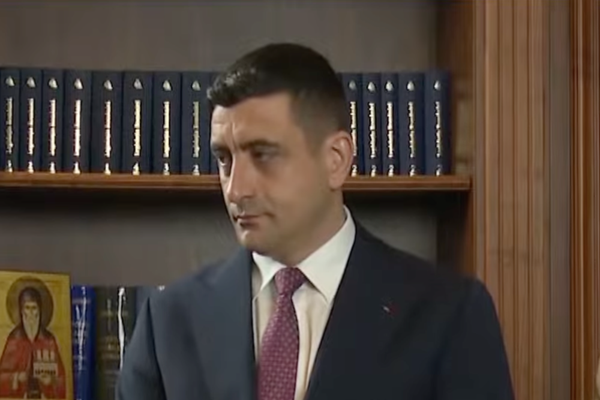 JURNALIST SPANIOL, DECLARAȚIE EXPLOZIVĂ: „GEORGE SIMION VA CÂȘTIGA ALEGERILE PREZIDENȚIALE!” – EXCLUSIV REALITATEA PLUS