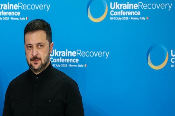 UE ANUNȚĂ UN AJUTOR DE 2,3 MILIARDE DE EURO PENTRU RECONSTRUCȚIA UCRAINEI