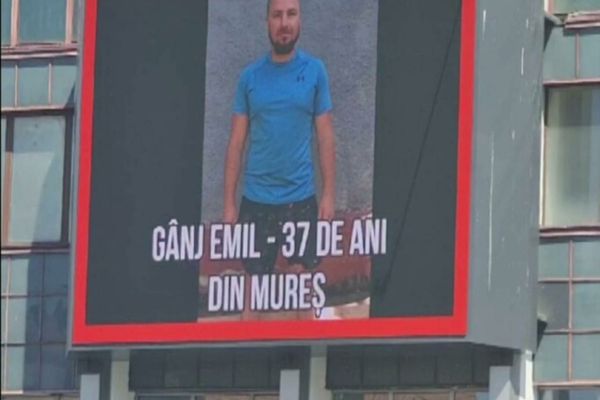 EMIL GÂNJ, PRINCIPALUL SUSPECT ÎN CRIMA DIN MUREȘ, DAT ÎN URMĂRIRE INTERNAȚIONALĂ ȘI CĂUTAT CU AJUTORUL UNUI PANOU URIAȘ