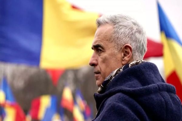 Călin Georgescu în Parcul Carol, de Ziua Unirii Principatelor Române: Cerem adevărul până la capăt. Mare este numele Sfintei Treimi!