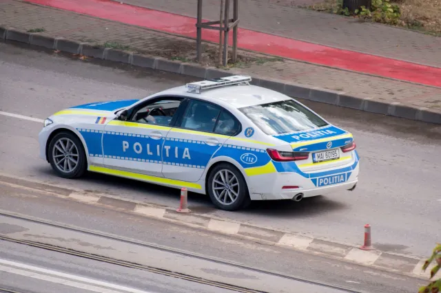 O tânără de 18 ani din Alba și-a luat copilul din grija asistentei maternale. Ce au făcut polițiștii