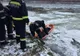 Activităţile recreative pe gheaţa lacurilor și râurilor se pot solda cu tragedii avertizează pompierii militari