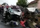 Accident groaznic în Uleacu de Criș, două persoane au decedat în urma unei colziuni dintre un microbuz și un TIR