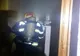 Bloc cuprins de incendiu în Salonta! O minoră a ajuns la spital, locatarii au fost evacuaţi (FOTO)