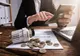 Factură la energie și gaze de 500 de euro, anul viitor: avertismentul specialiștilor. SURSE: Revenirea la piața reglementată, luată în calcul. Posibile consecințe