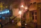 Alertă într-un bloc din Oradea! Incendiu la o florărie de la parterul unui bloc (FOTO)