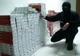 Peste 700.000 de ţigarete confiscate de poliţiştii bihoreni! Patru persoane au fost trimise în judecată